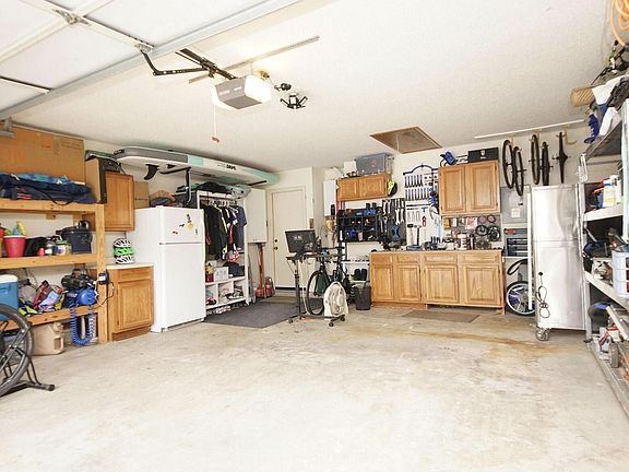 4th image of 1262 Whitewood Way #1262