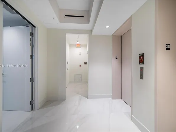 18501 Collins Ave, Sunny Isles Beach, FL