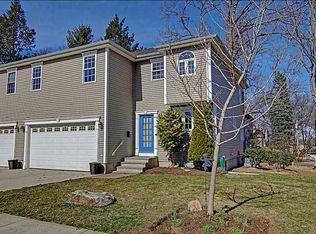 18 Overhill Rd #2, Providence, RI 02906