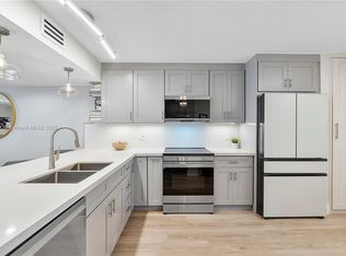 1357 NW 123rd Ter, Pembroke Pines, FL 33026