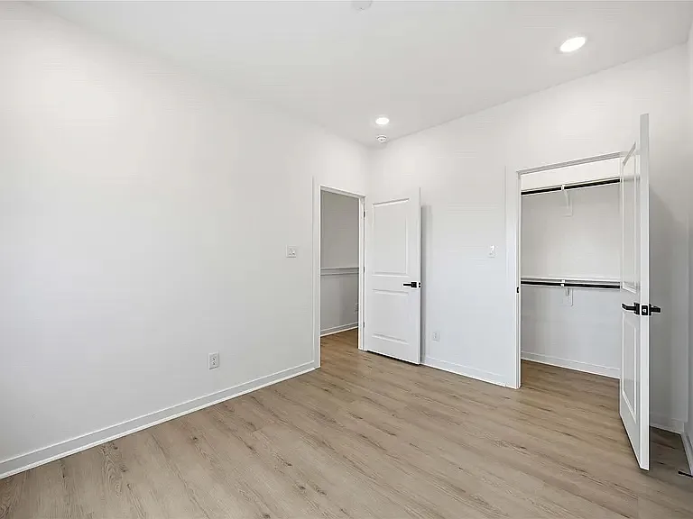 4916 Tronewood St #B — Photo 28