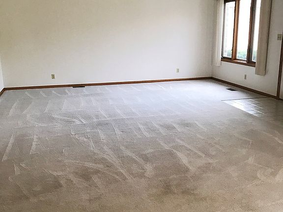 5th image of 2605 Alicia Ln