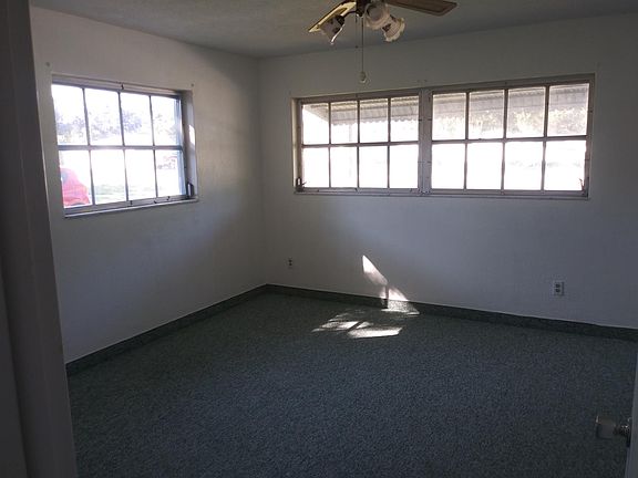 4th image of 755 Patricia Ave