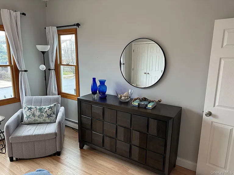322 E Beech St — Photo 11