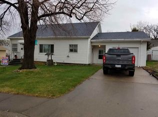 351 Washington Ave, Chappell, NE 69129