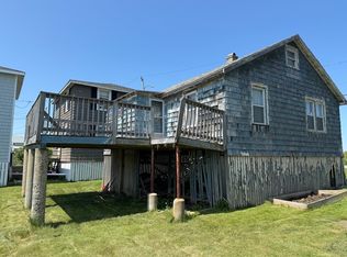 30 Ocean Ave, Hull, MA 02045