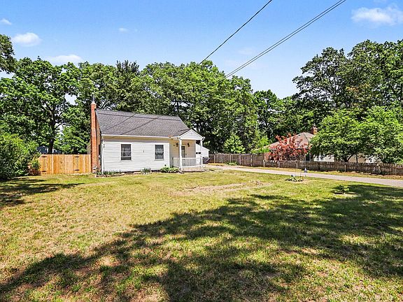 4th image of 5324 Bryn Mawr Pl