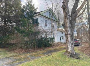 44 E Main St, Poultney, VT 05764