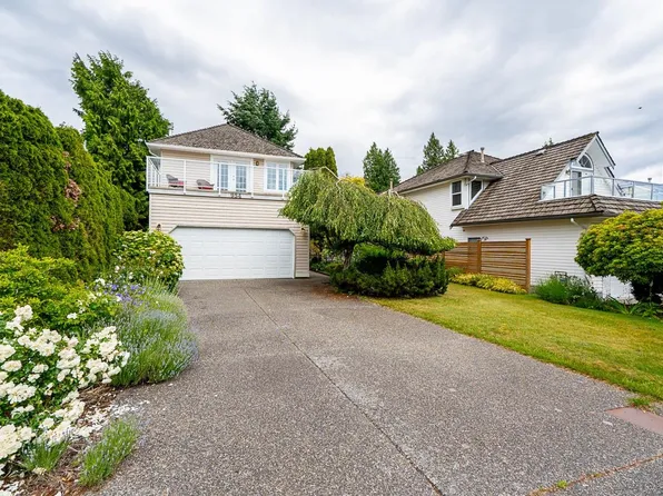 954 160b St, Surrey, BC V4A 9A7