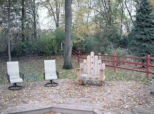 728 Weatherstone Rd, Holland, OH 43528