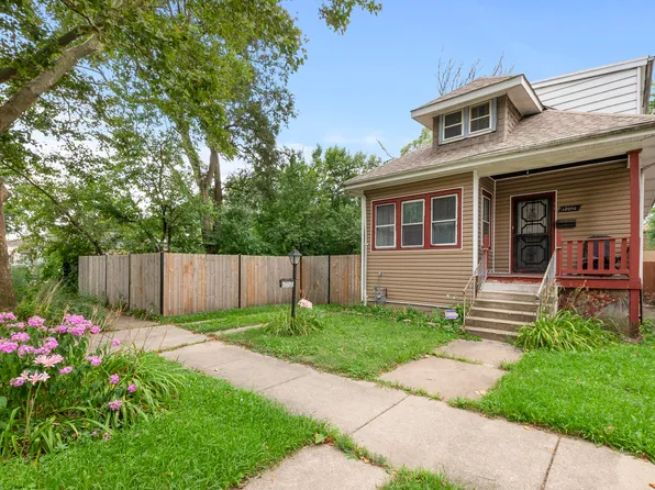 12050 S Yale Ave, Chicago, IL 60628