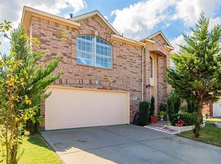 6704 Spencer Dr, Arlington, TX 76002