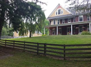 28 Upperhill Dr, Lock Haven, PA 17745