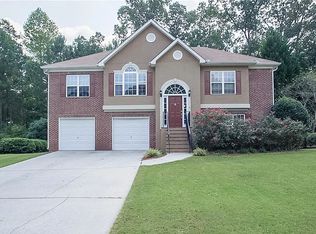 942 Wandering Vine Dr SE, Mableton, GA 30126