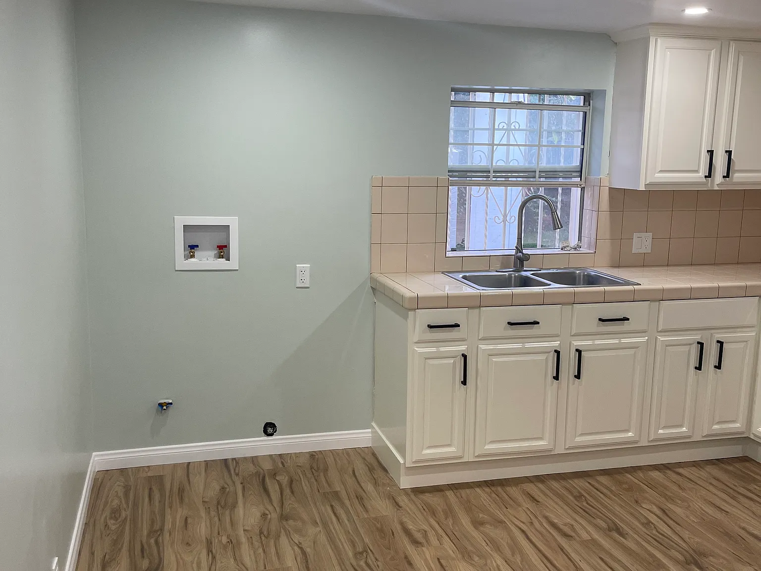 1 bed, 600 sqft, $2,400 — Photo 4