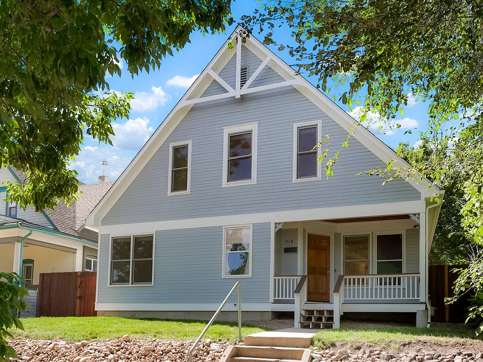 918 University Ave
