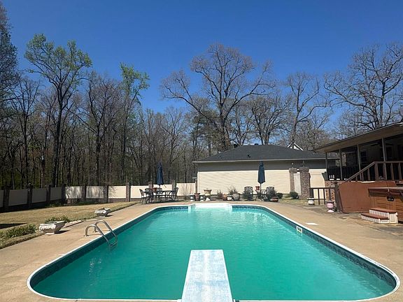 4th image of 11809 Timber Creek Rd