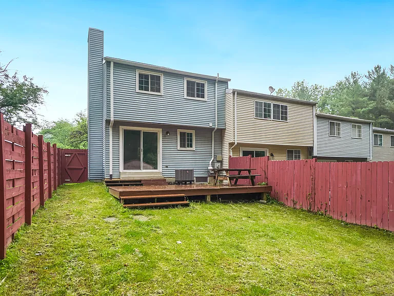 10214 Millstream Dr — Photo 28