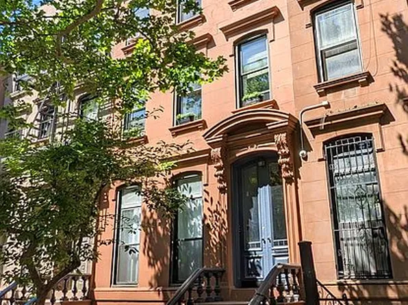 430 Vanderbilt Ave, Brooklyn, NY 11238