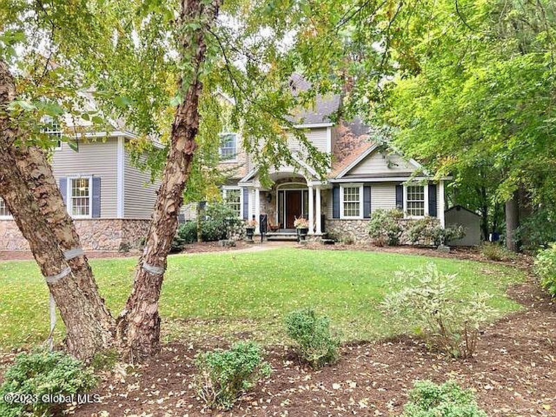 3rd image of 119 McCormack Drive