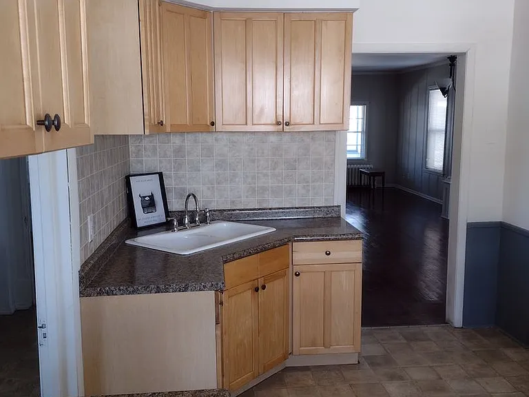 1326 Monroe St NE — Photo 9