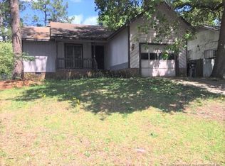 3319 Arrowhead Rd, Spring Lake, NC 28390