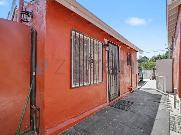 1208 Field Ave #1/2, Inglewood, CA 90302