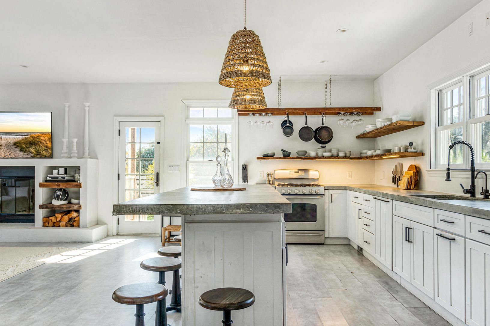 169 West Lake Dr, Montauk, NY 11954 Out East