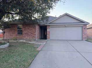 13241 Fieldstone Rd, Fort Worth, TX 76244