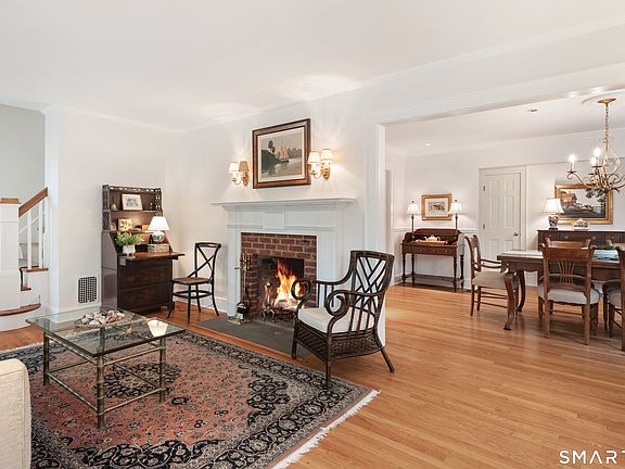 4th image of 20 Roton Avenue