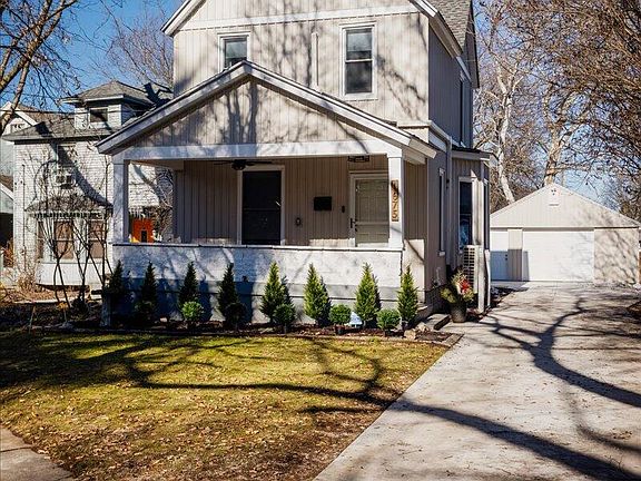 3rd image of 1675 Lake Dr SE