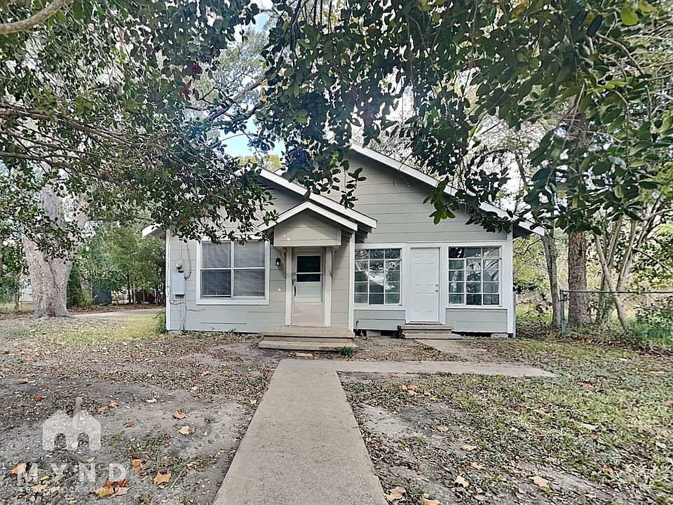 1st image of 4101 W Pear St