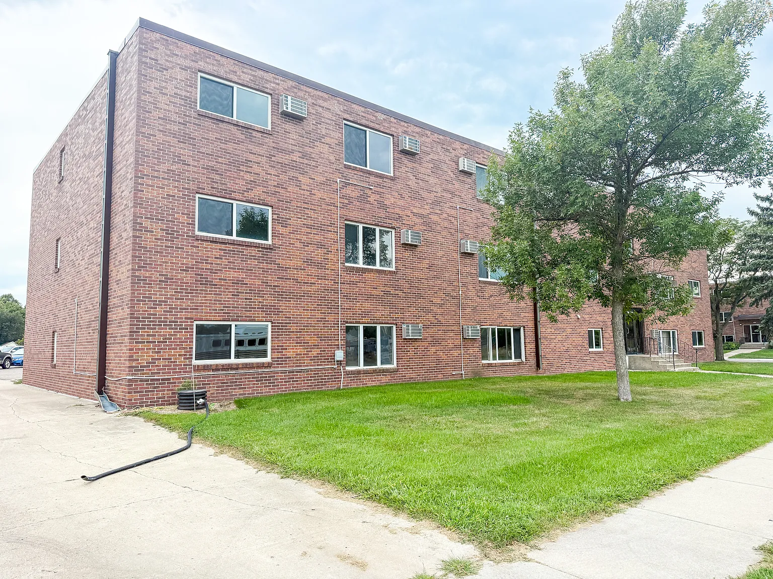 1 bed, $1,125 — Photo 2