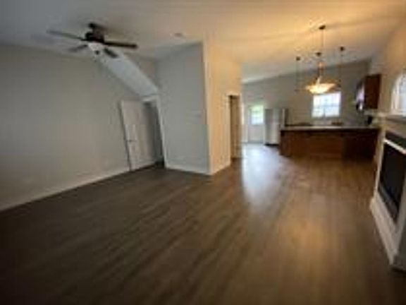 3rd image of 30 Manatee Ct #0