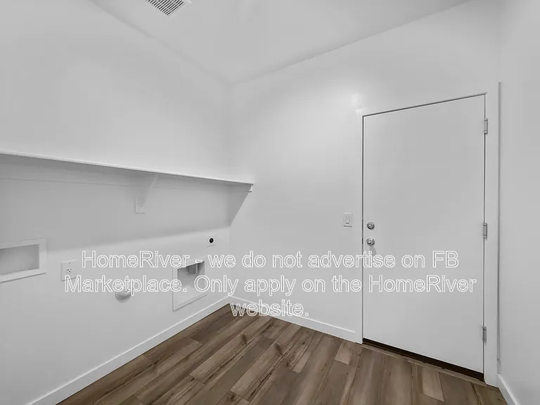 1116 W West Virginia Ave — Photo 6