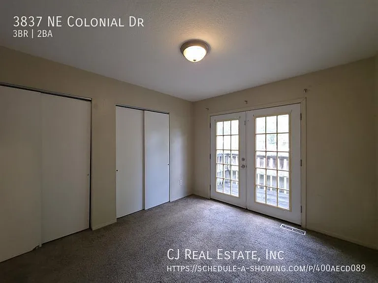 3837 NE Colonial Dr — Photo 7