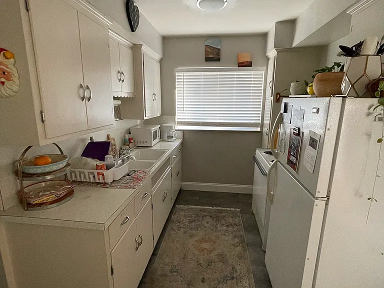 1151 Oakdale Ave — Photo 11