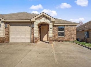 3306 SW Victoria Pl UNIT E, Bentonville, AR 72712