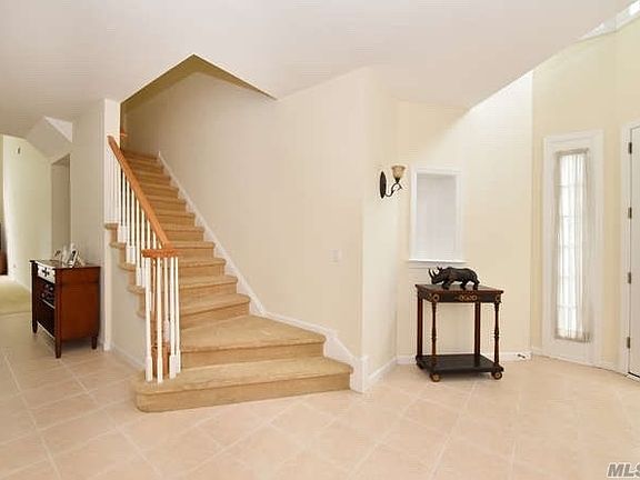 3rd image of 767 Bardini Dr