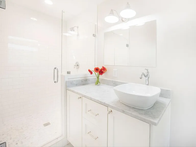 2733 Southview Dr — Photo 15