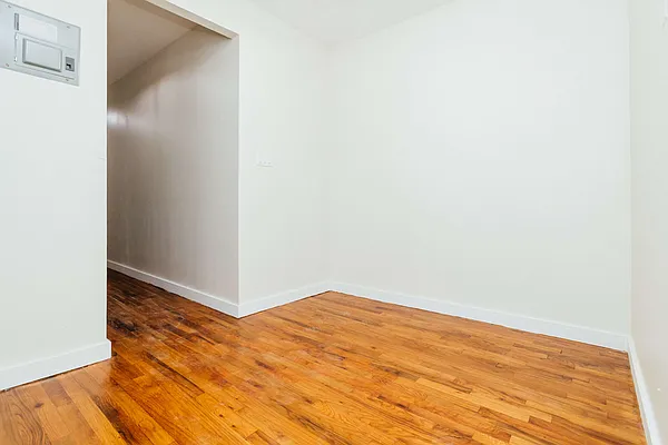 Rented by Nooklyn NYC LLC | media 6