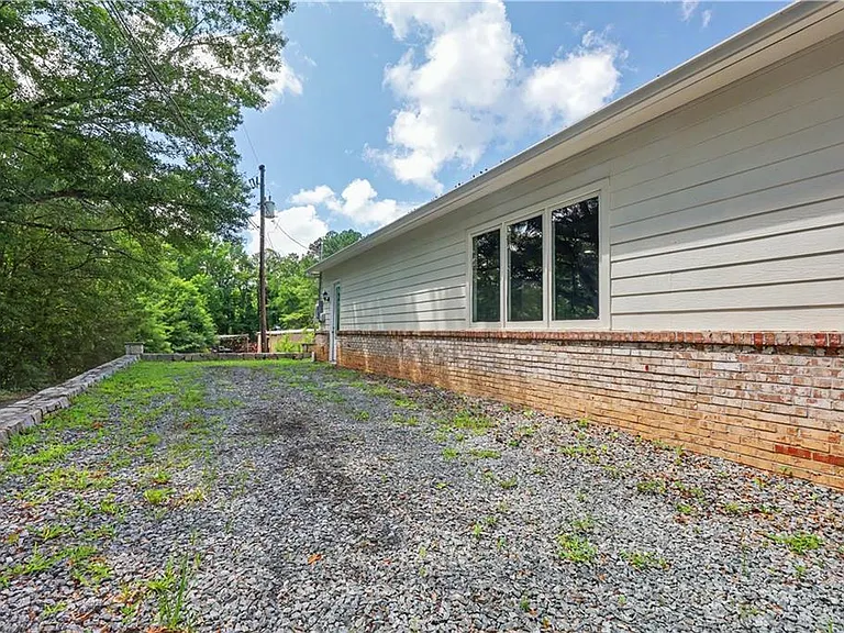 2909 Jones Mill Rd — Photo 39