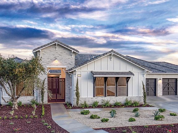 Modern Farmhouse Exterior