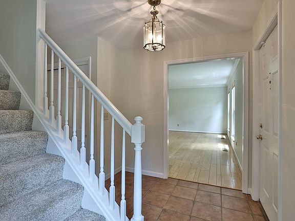 5th image of 8720 Tiburon Dr