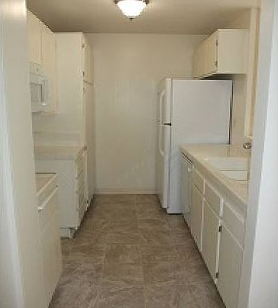 5th image of 25718 Hogan Dr Unit C5