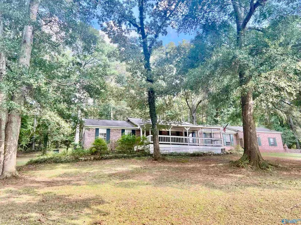 2000 Westwood Rd SW, Hartselle, AL 35640