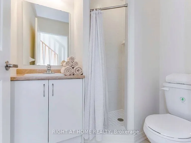 1363 Neilson Rd — Photo 10