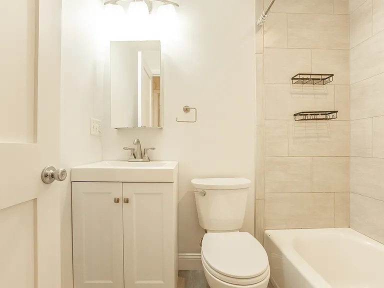 375 Dorchester St #1 — Photo 8