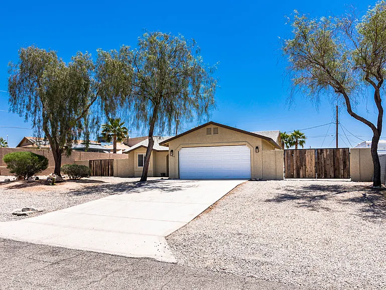 3280 Rocking Horse Dr — Photo 50