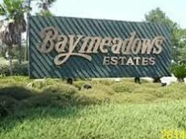 106 Baymeadows Dr W, Douglas, GA 31535